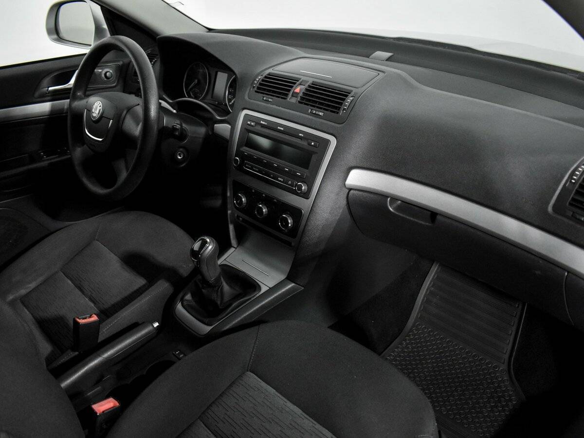 Skoda Octavia 2013 года с пробегом. Фото: #13