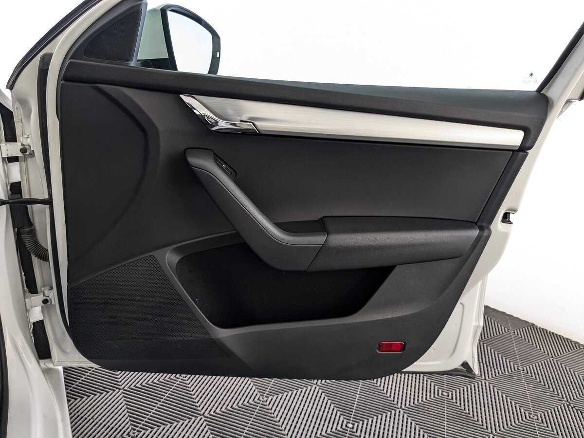 Skoda Octavia 2017 года с пробегом. Фото: #19