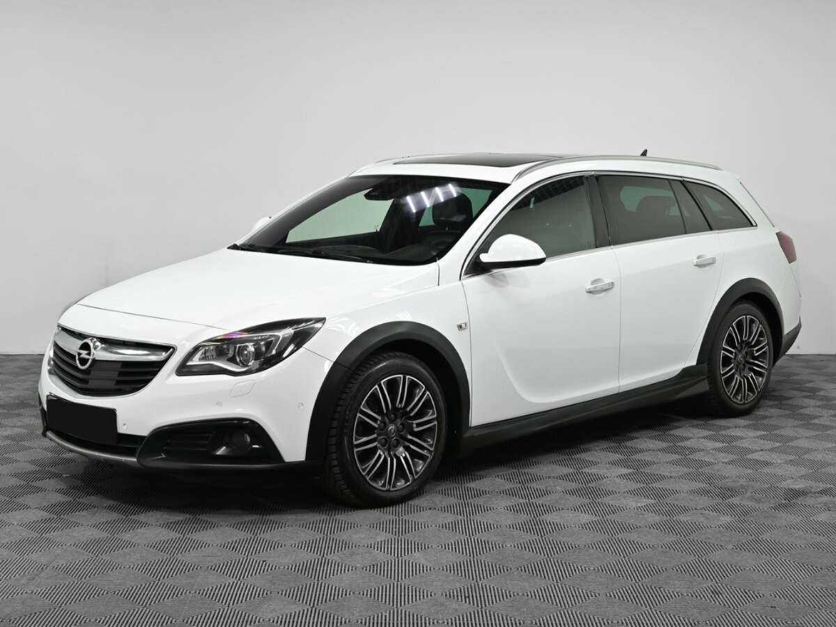 Opel Insignia 2014 года с пробегом. Посмотреть фото