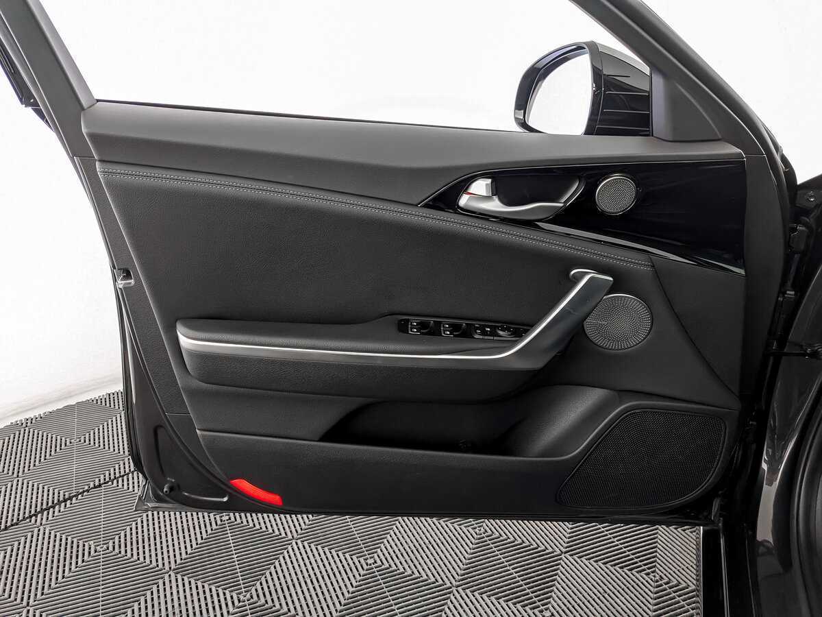 Kia Stinger 2023 года с пробегом. Фото: #13