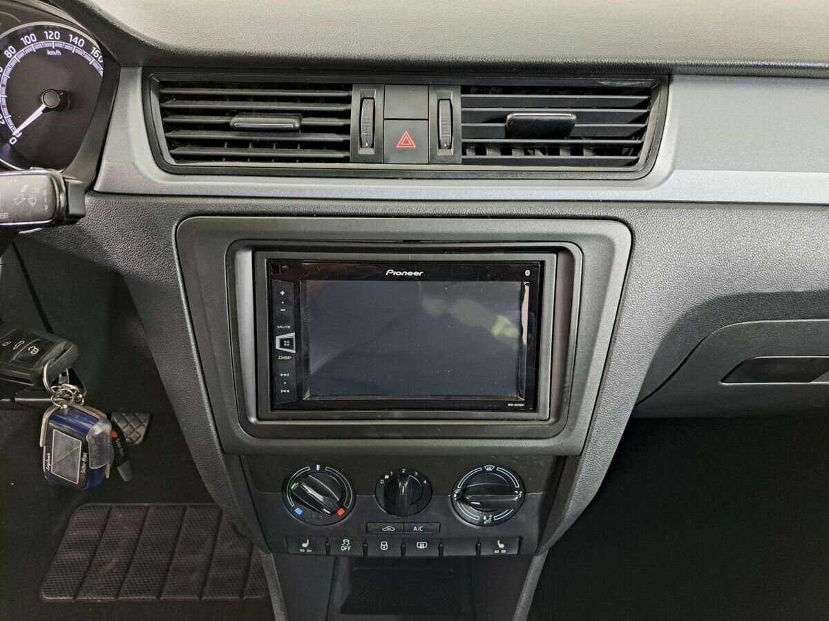 Skoda Rapid 2017 года с пробегом. Фото: #14