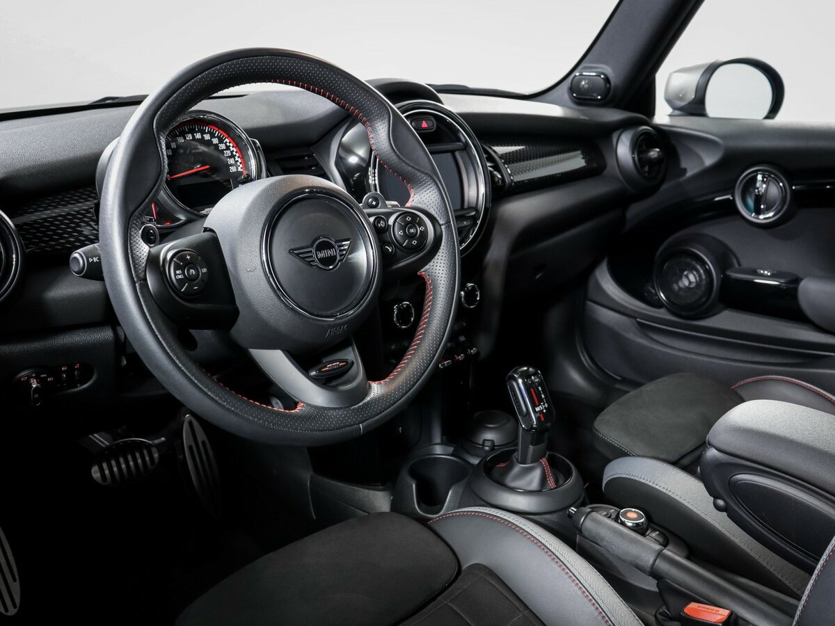 Mini Hatch 2019 года с пробегом. Фото: #10