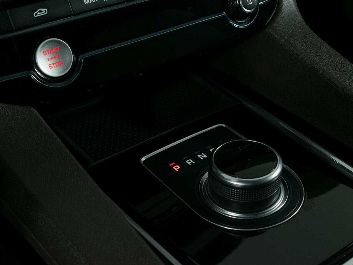 Jaguar F-Pace 2016 года с пробегом. Фото: #16