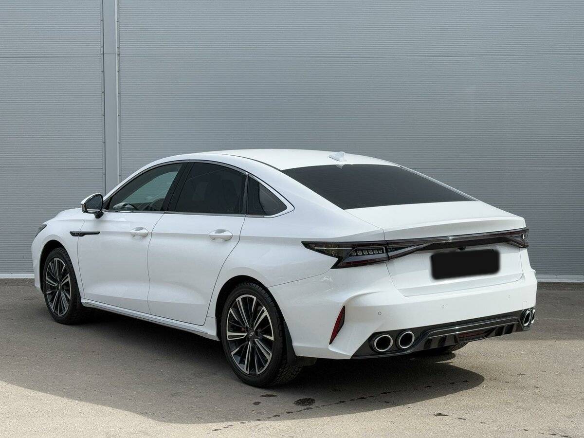 Chery Arrizo 8 2023 года с пробегом. Фото: #1