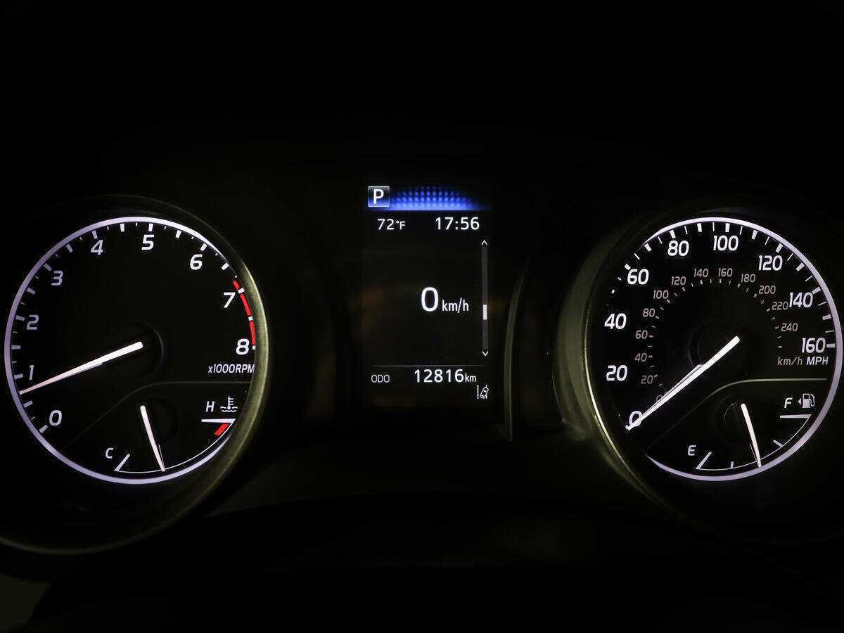 Toyota Camry 2022 года с пробегом. Фото: #10