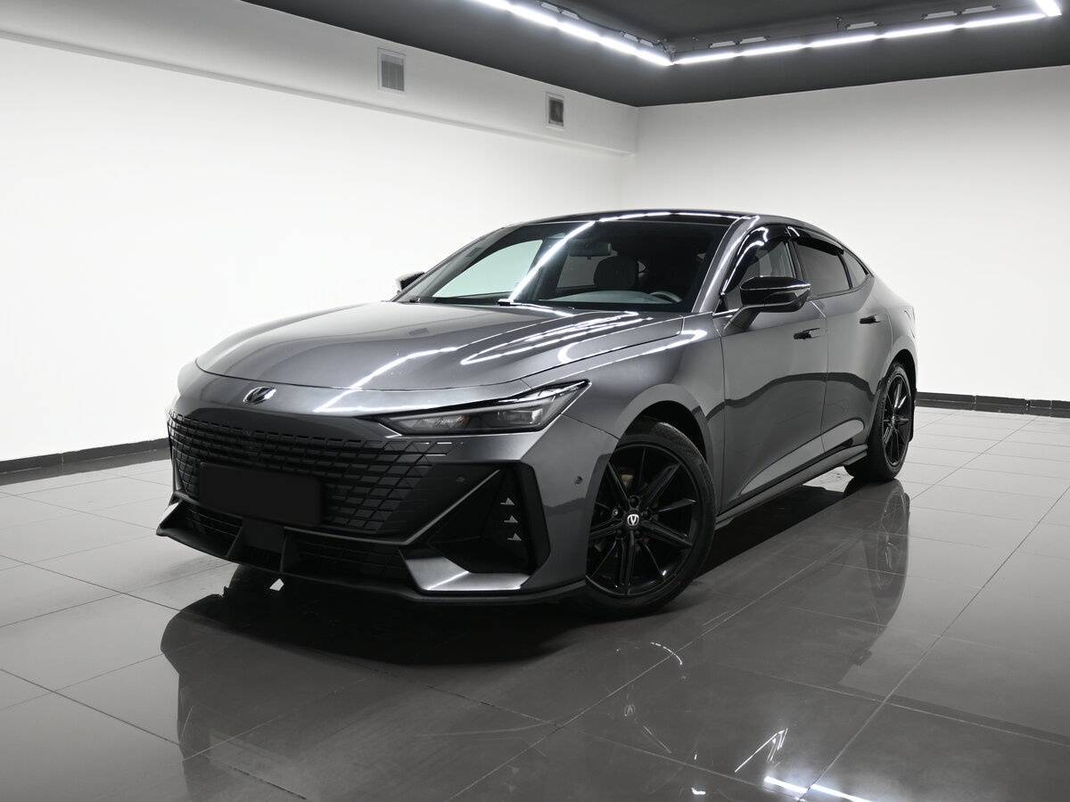 Changan UNI-V 2023 года с пробегом. Фото: #0