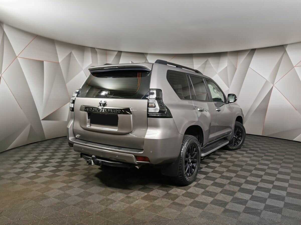 Toyota Land Cruiser Prado 2020 года с пробегом. Фото: #1