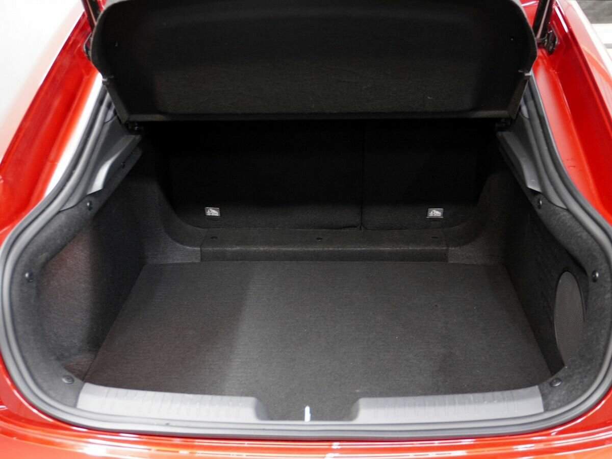 Changan UNI-V 2023 года с пробегом. Фото: #8