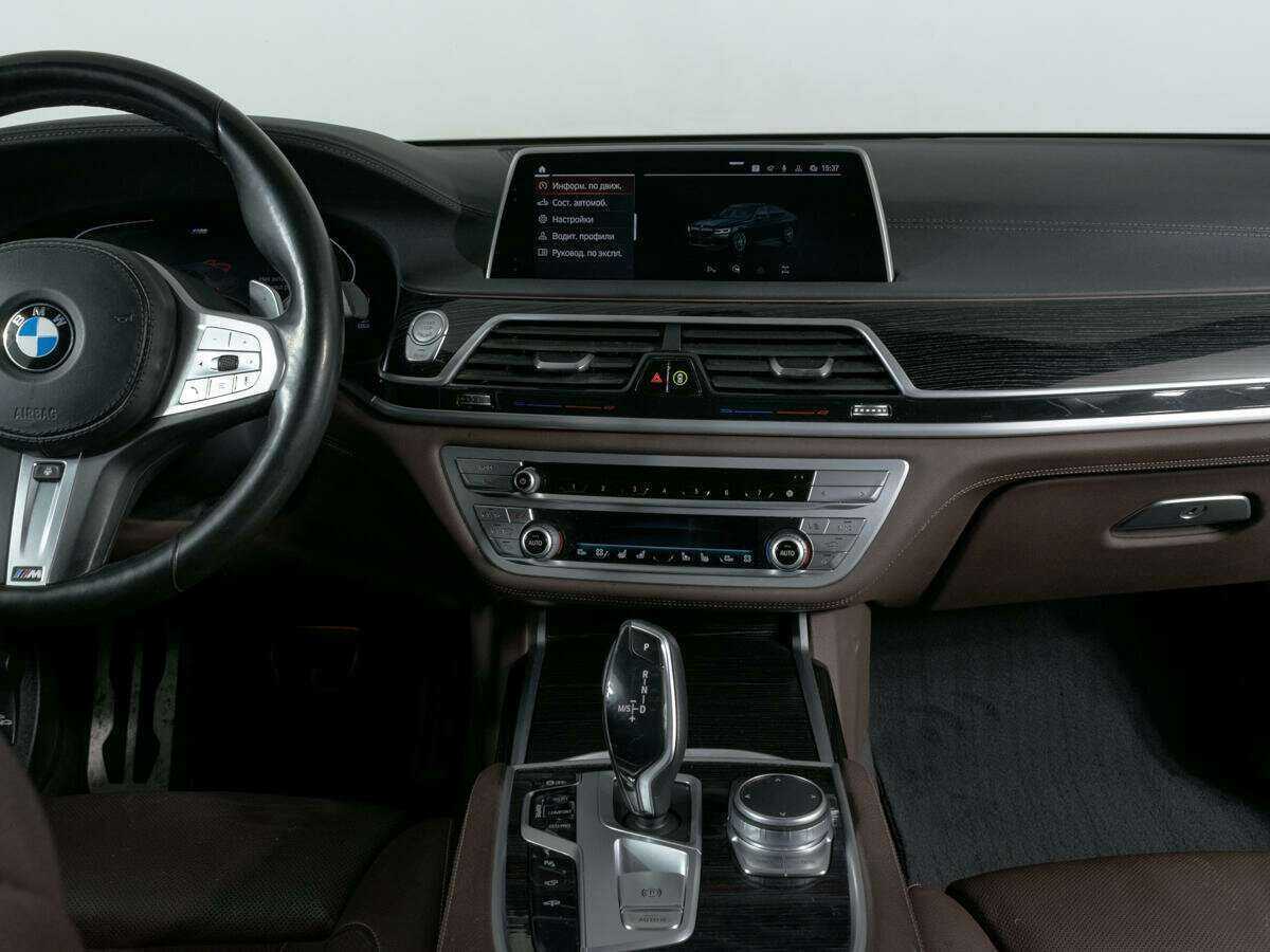 BMW 7 серии 2020 года с пробегом. Фото: #10