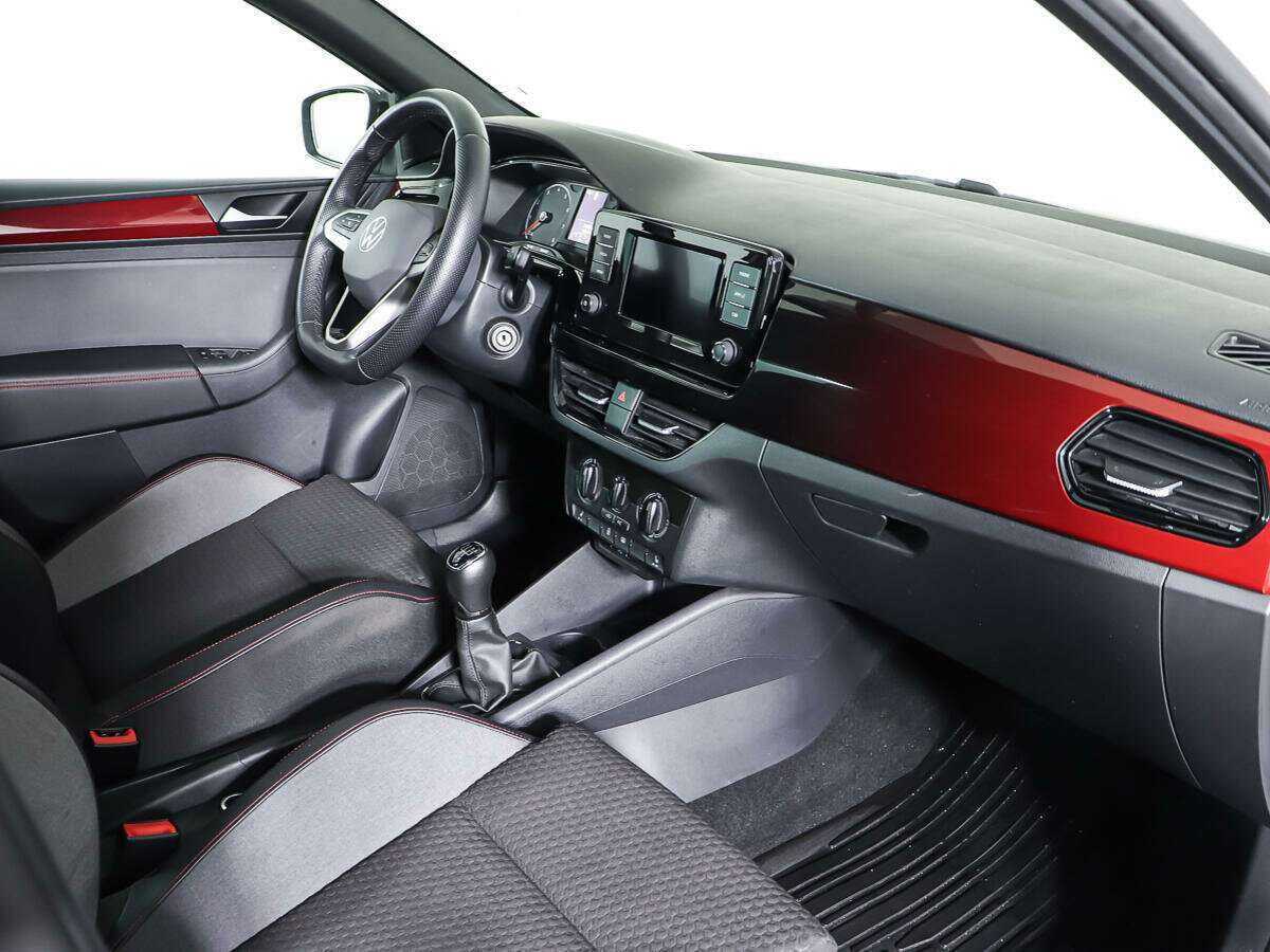 Volkswagen Polo 2021 года с пробегом. Фото: #8