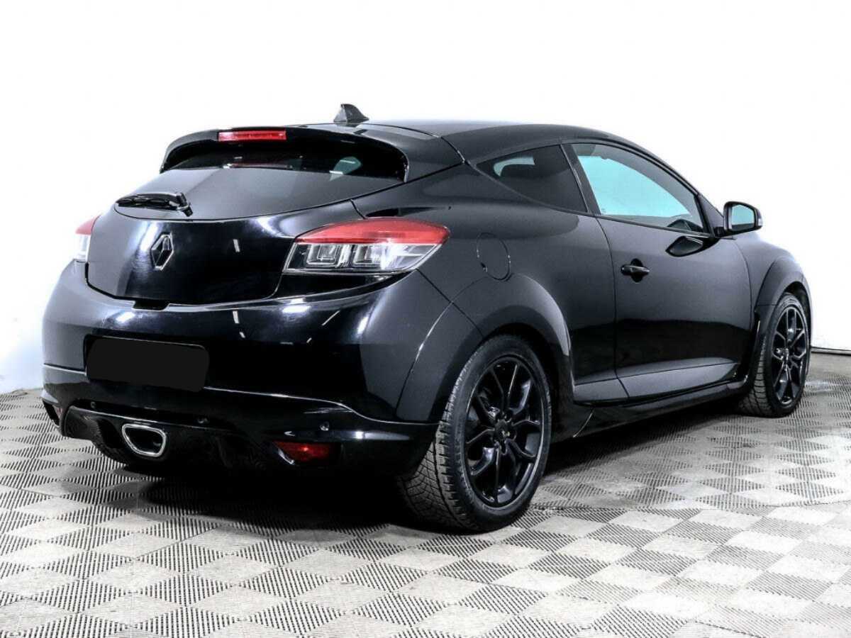 Renault Megane RS 2013 года с пробегом. Фото: #3