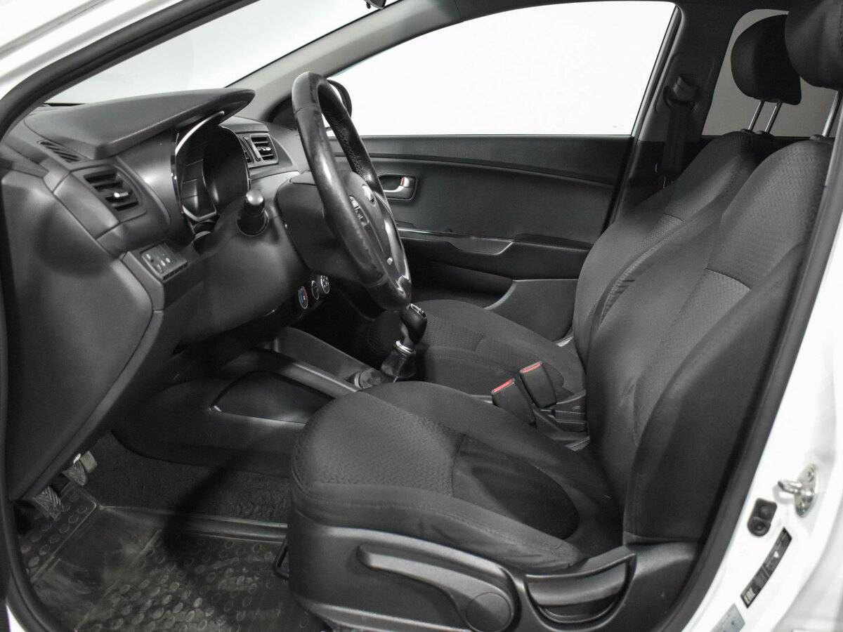 Kia Rio 2016 года с пробегом. Фото: #9