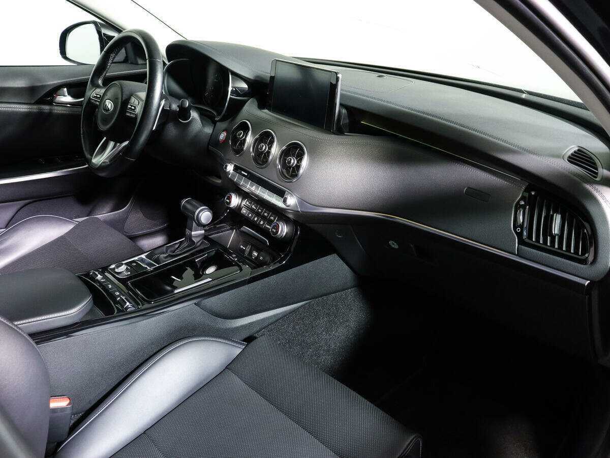 Kia Stinger 2021 года с пробегом. Фото: #6