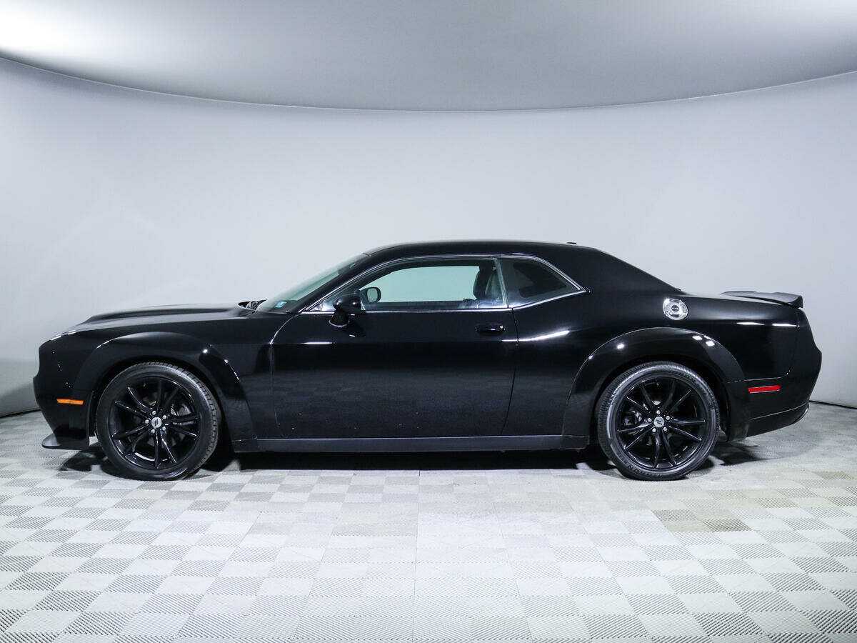 Dodge Challenger 2019 года с пробегом. Фото: #7