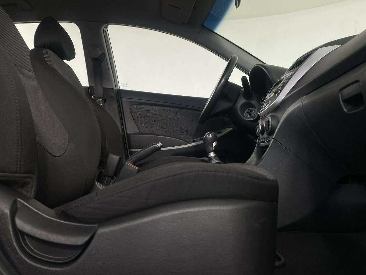 Hyundai Solaris 2012 года с пробегом. Фото: #13