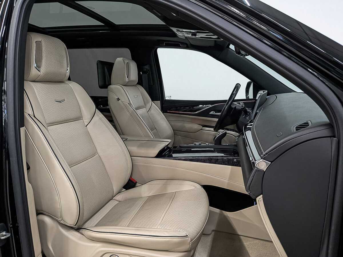 Cadillac Escalade 2020 года с пробегом. Фото: #21