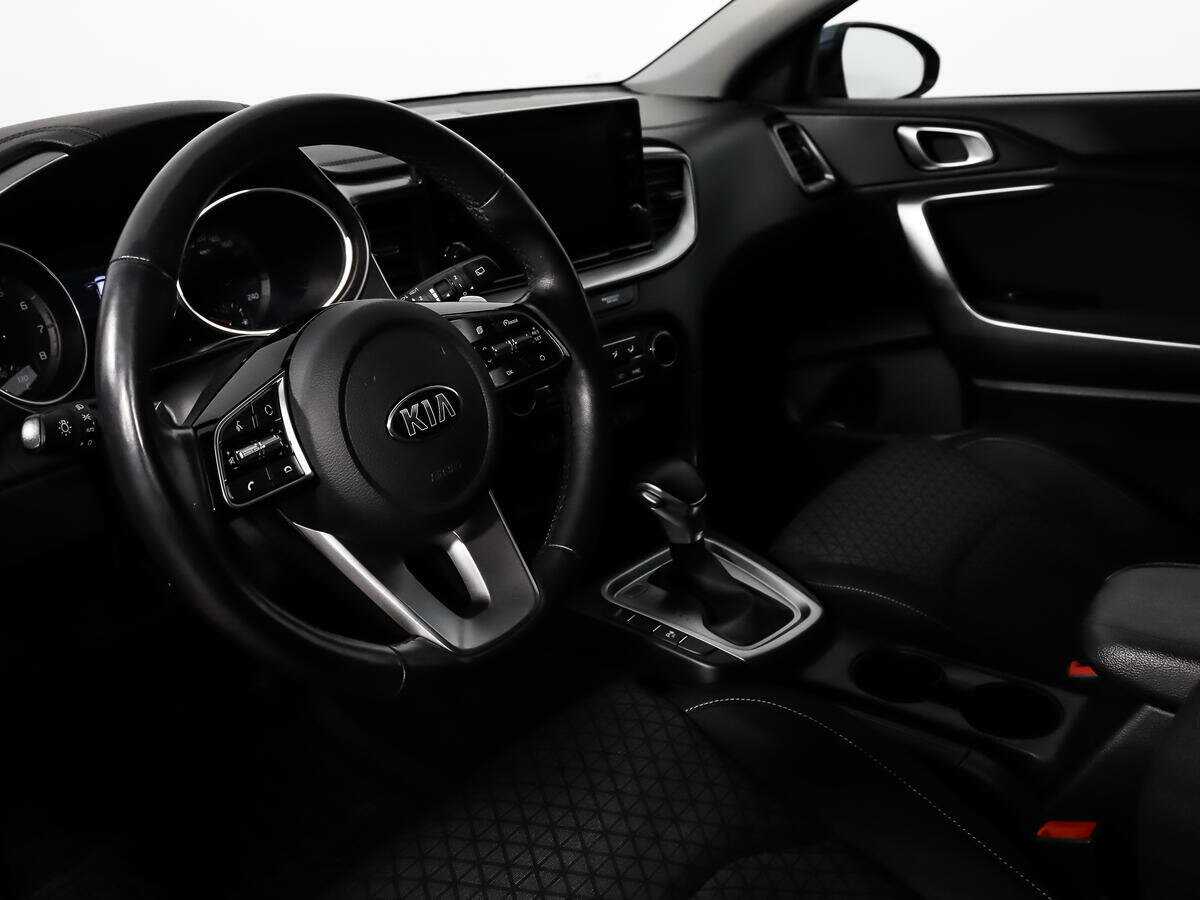 Kia Ceed 2021 года с пробегом. Фото: #8