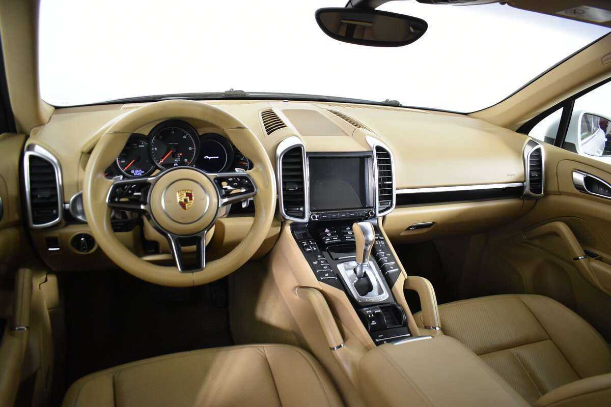 Porsche Cayenne 2015 года с пробегом. Фото: #8