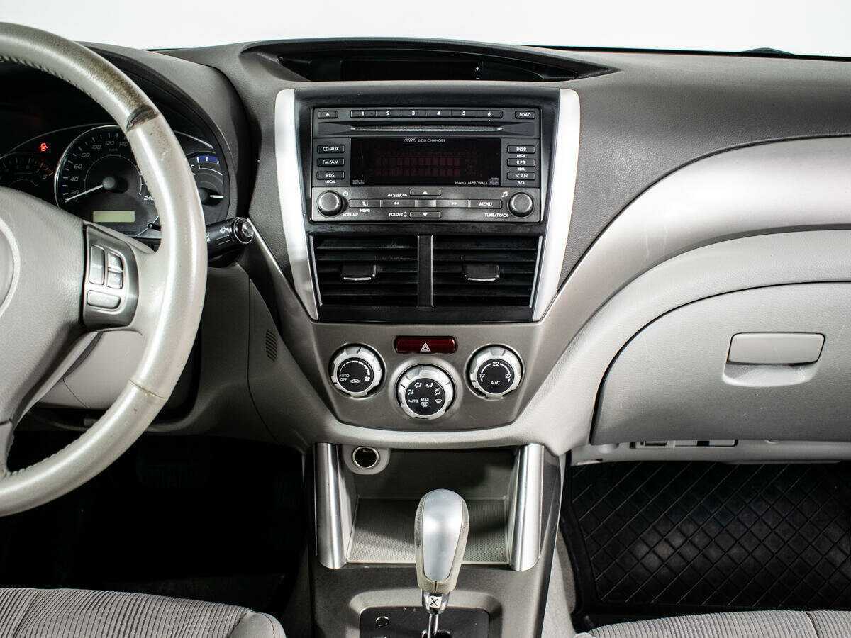 Subaru Forester 2010 года с пробегом. Фото: #10