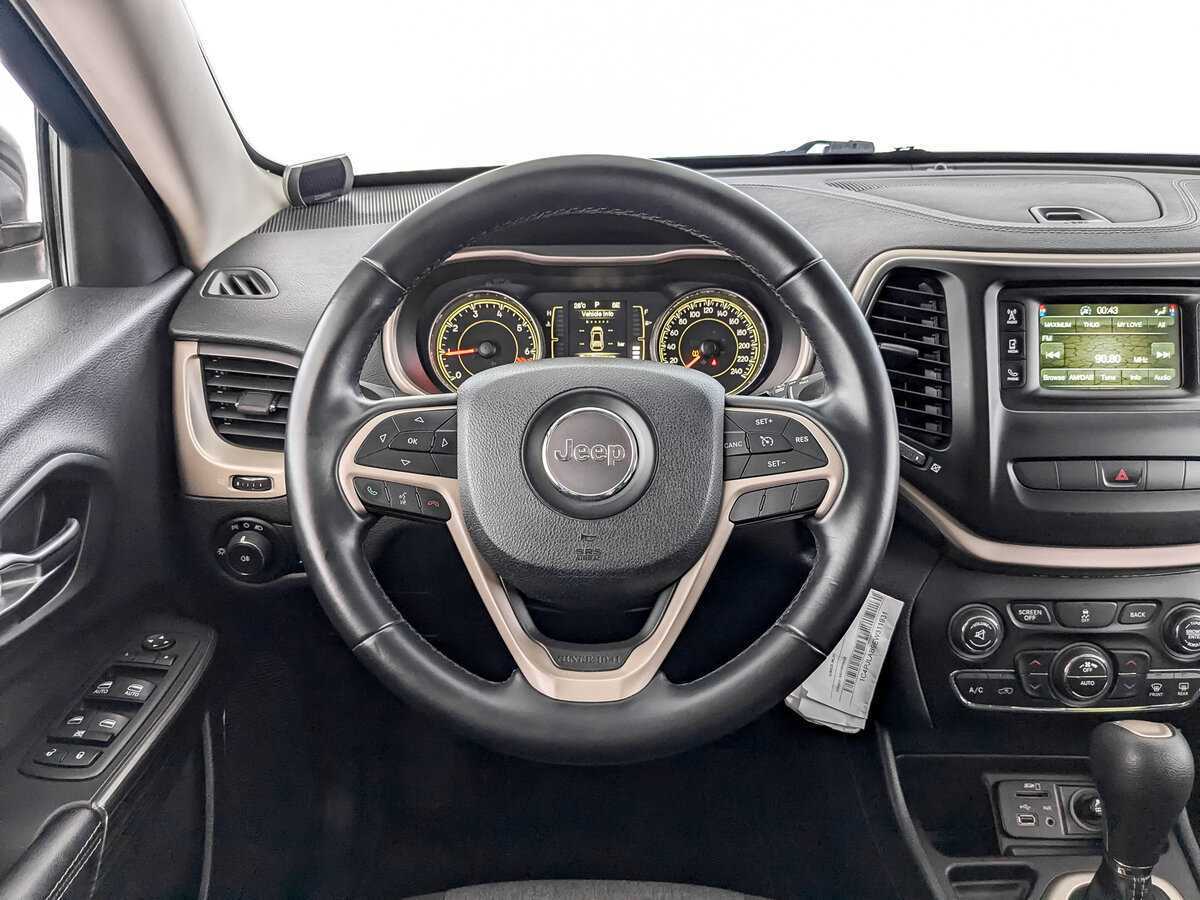 Jeep Cherokee 2014 года с пробегом. Фото: #18