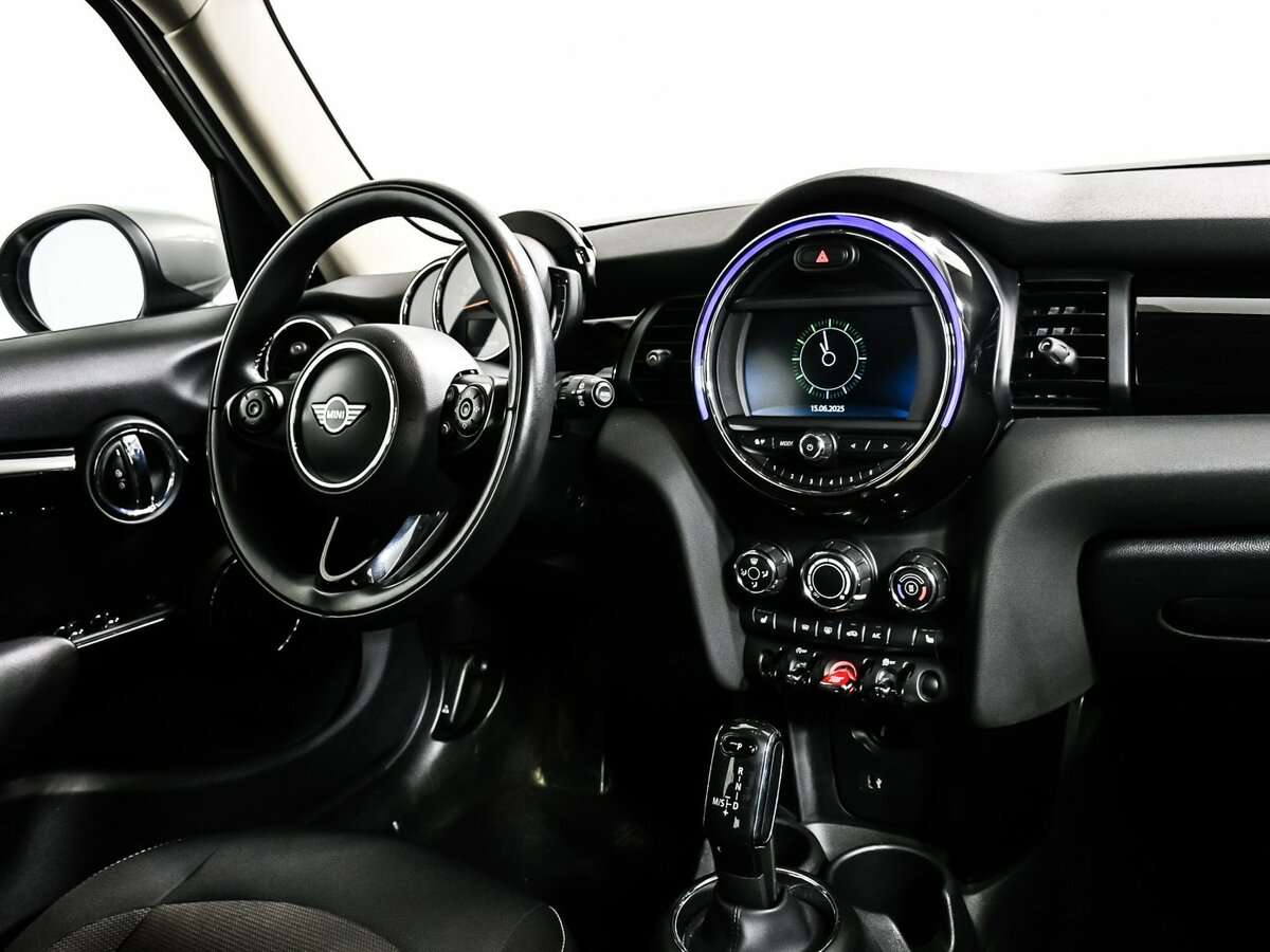 Mini Hatch 2020 года с пробегом. Фото: #8