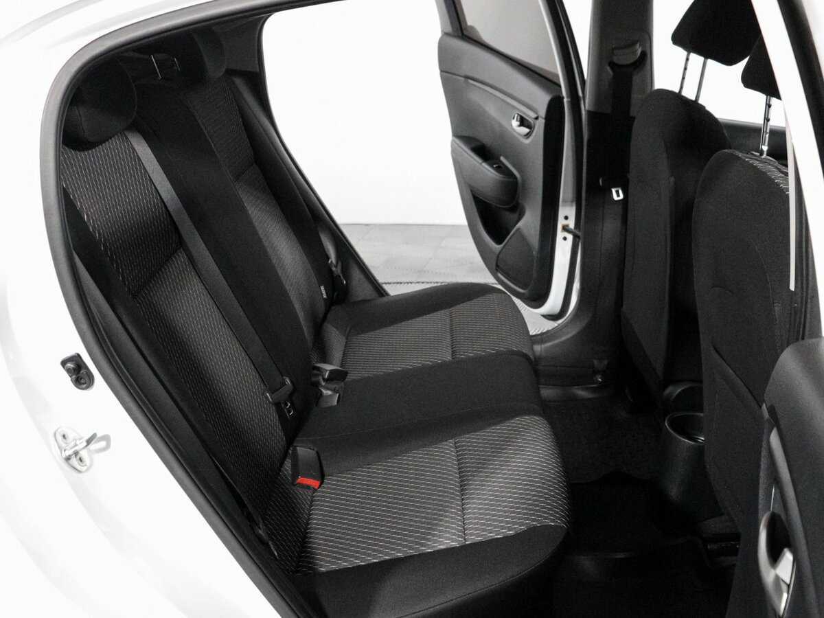 Kia Rio 2018 года с пробегом. Фото: #11