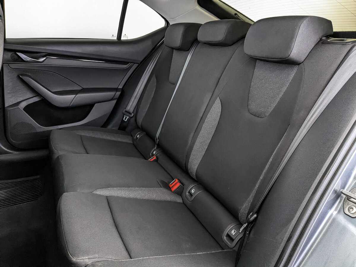 Skoda Octavia 2021 года с пробегом. Фото: #13