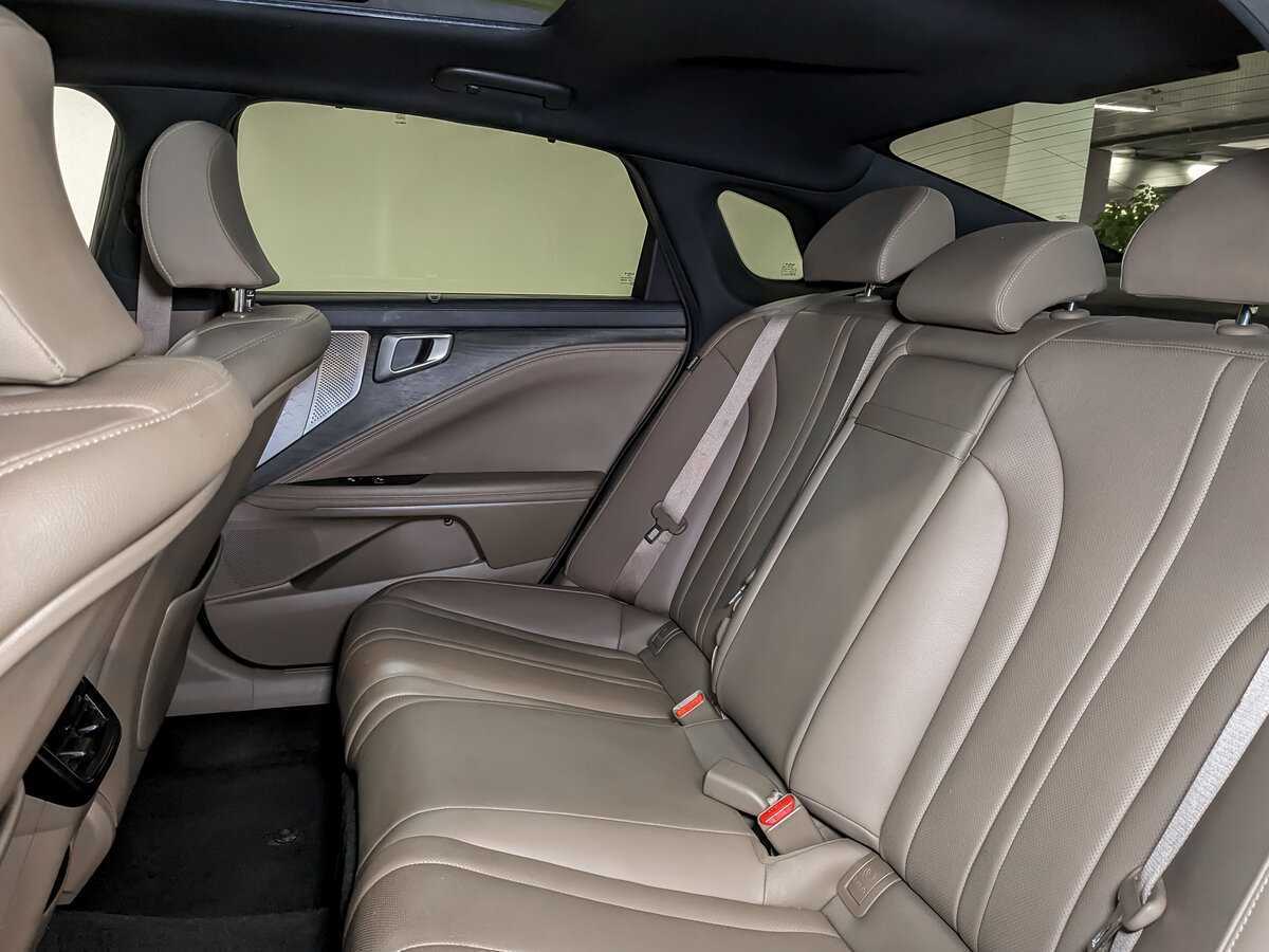 Kia K8 2021 года с пробегом. Фото: #12