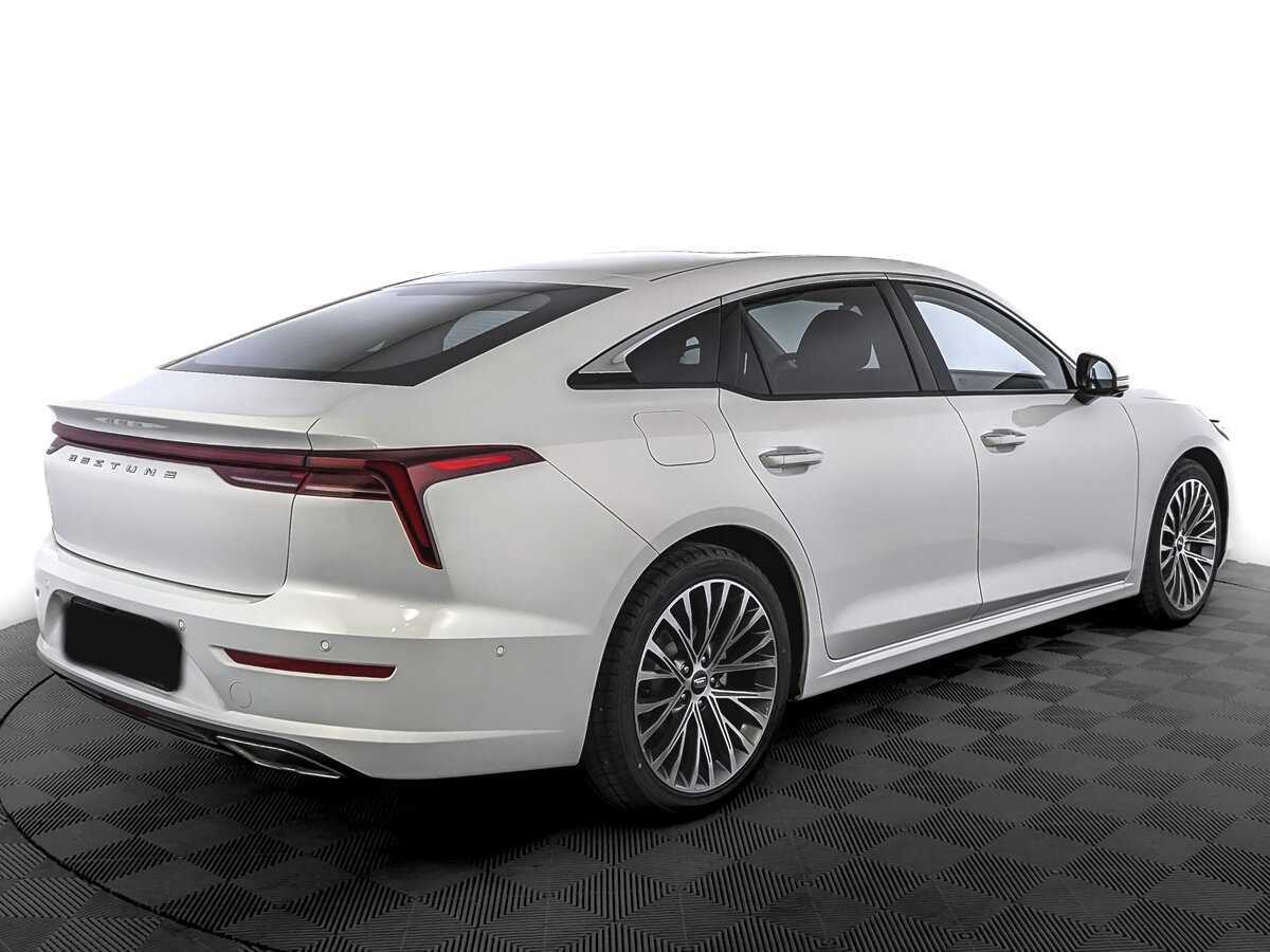 FAW Bestune B70 2023 года с пробегом. Фото: #4