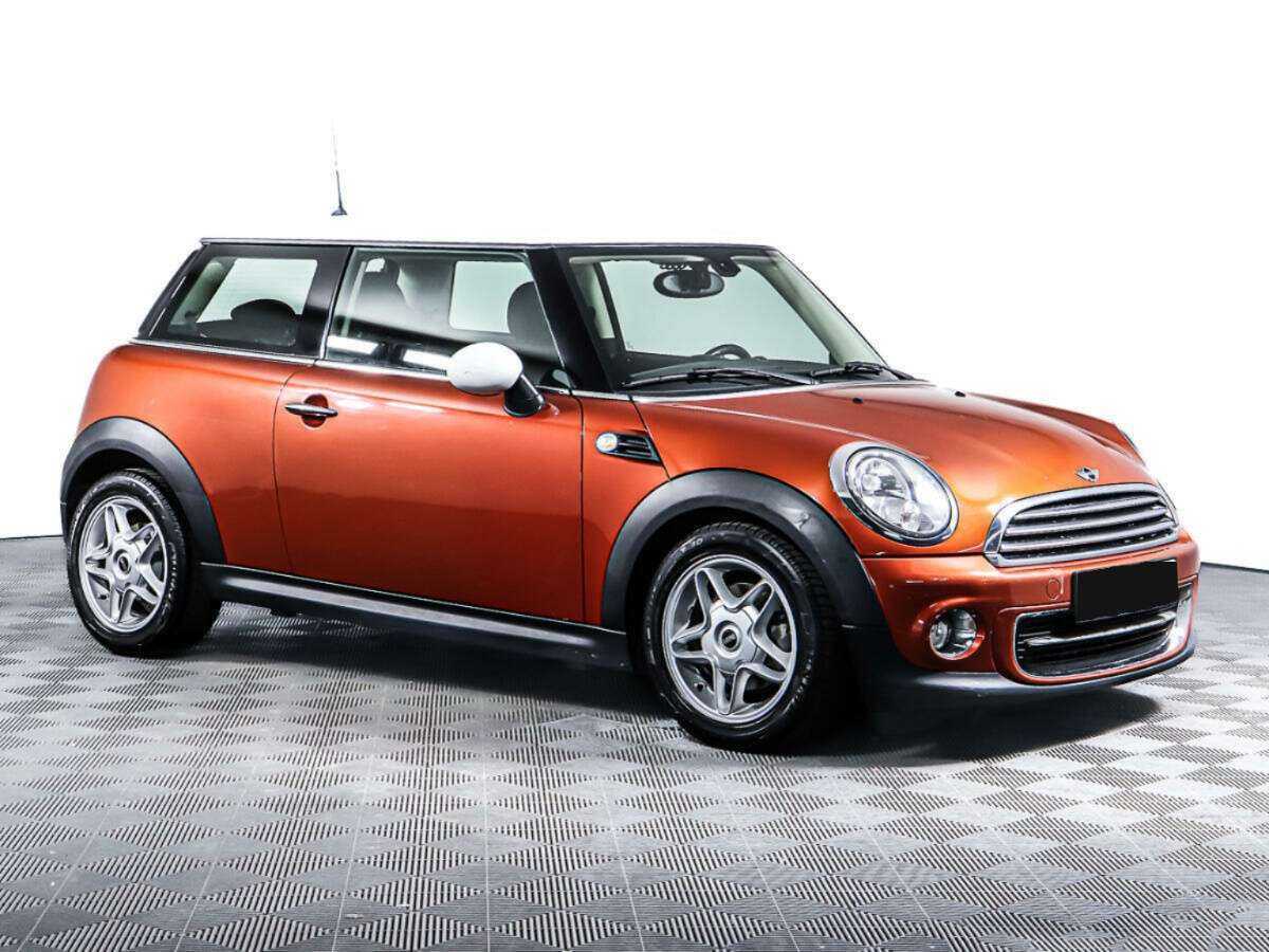 Mini Hatch 2012 года с пробегом. Фото: #2