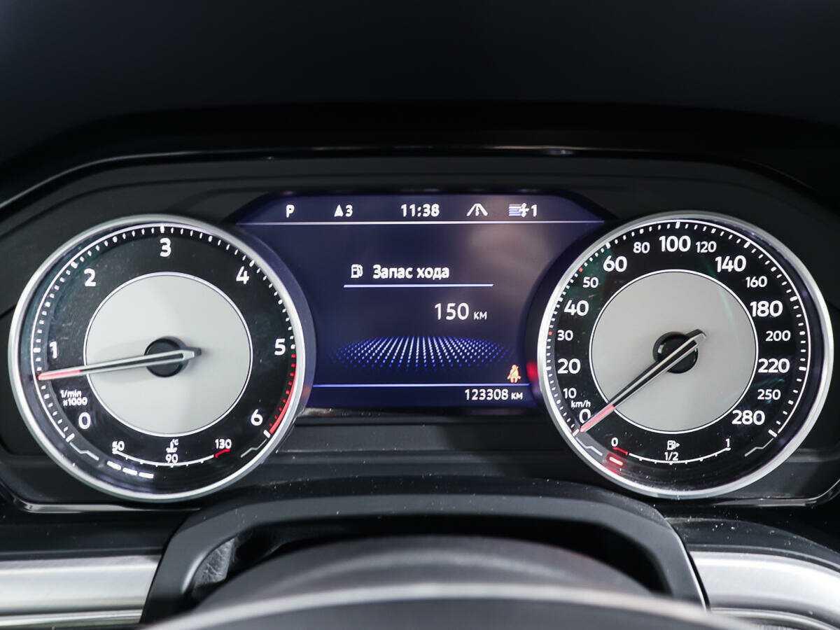 Volkswagen Touareg 2020 года с пробегом. Фото: #12