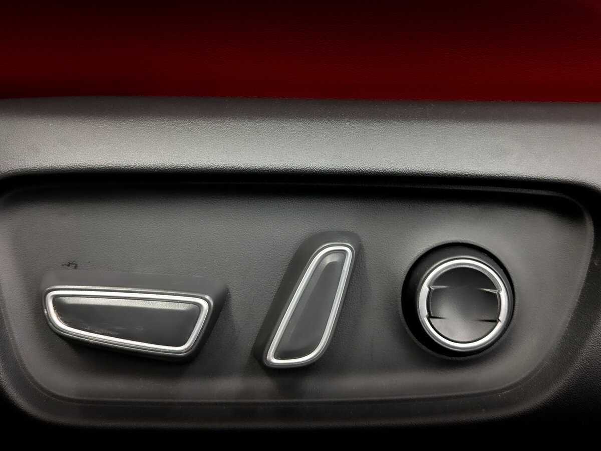 Toyota Camry 2024 года с пробегом. Фото: #18