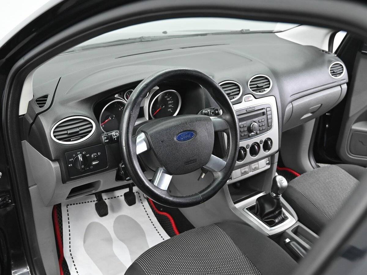 Ford Focus 2010 года с пробегом. Фото: #7