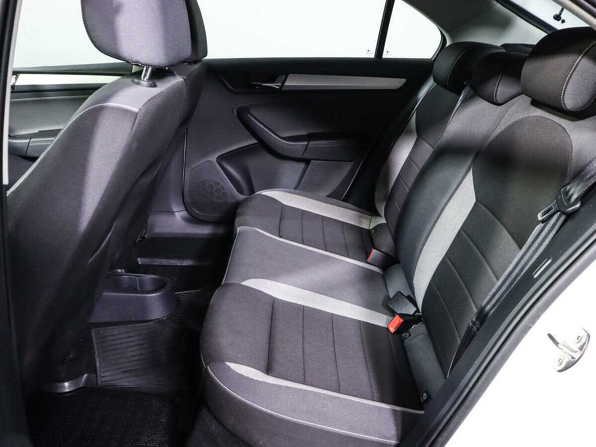 Skoda Rapid 2019 года с пробегом. Фото: #9