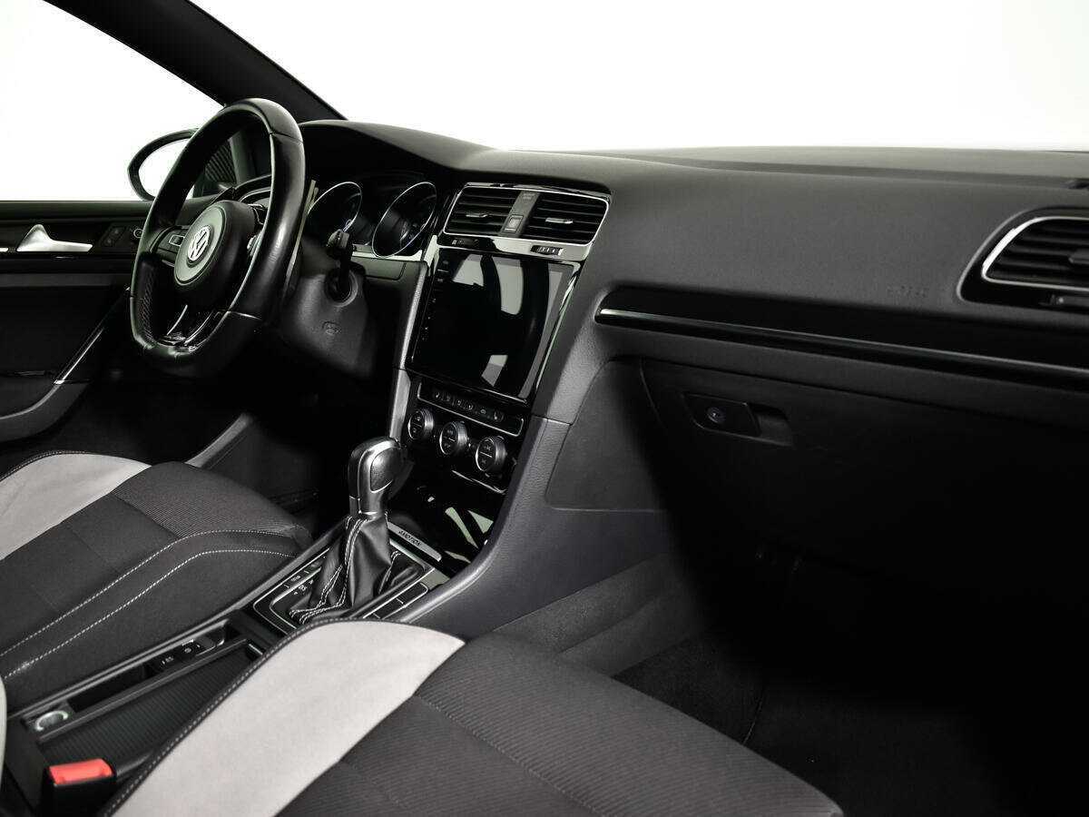 Volkswagen Golf R 2014 года с пробегом. Фото: #8