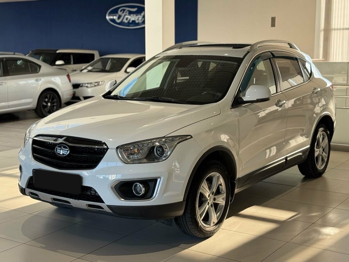 FAW Besturn X80 2017 года с пробегом. Фото: #0