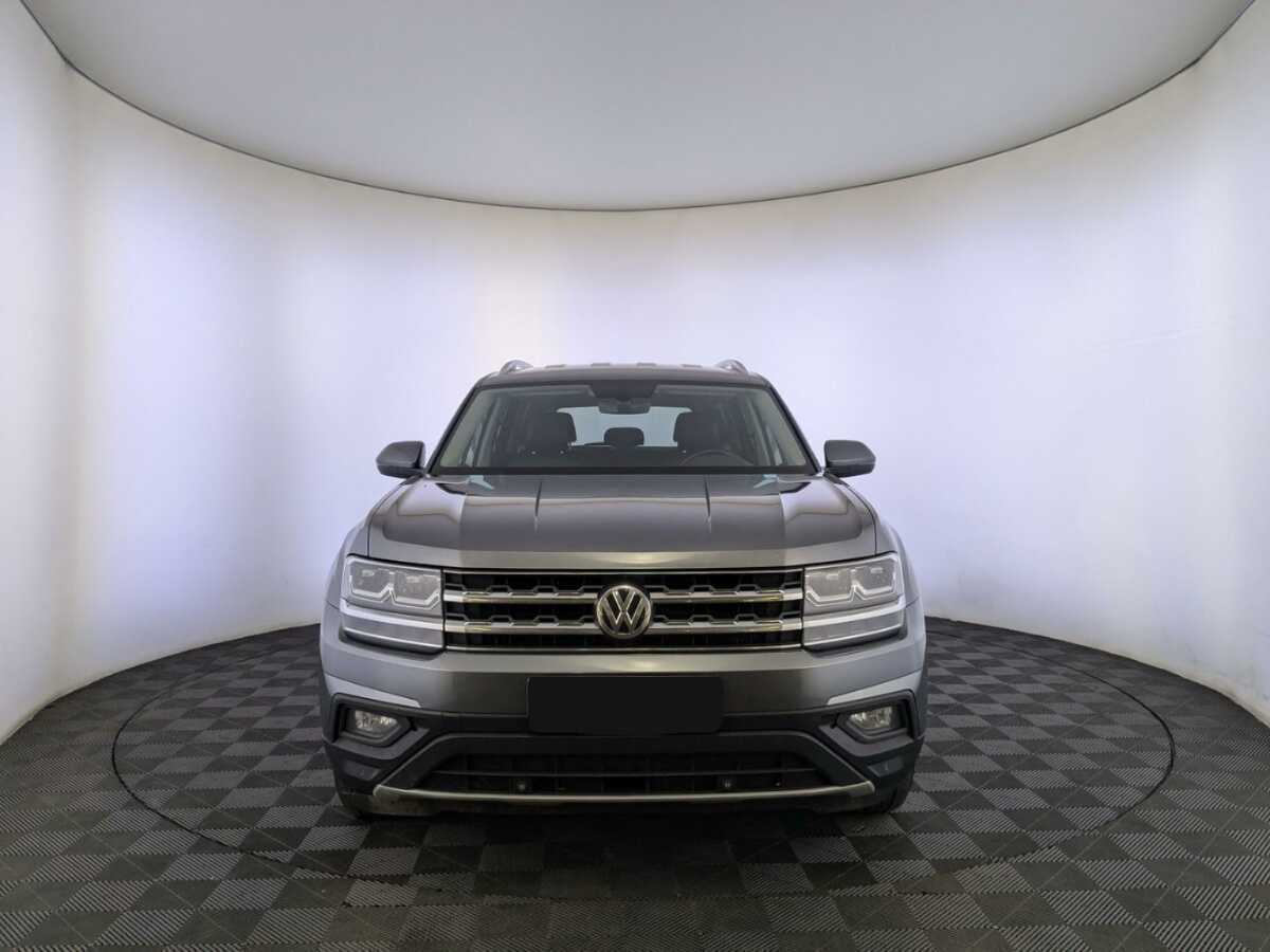 Volkswagen Teramont 2019 года с пробегом. Фото: #1