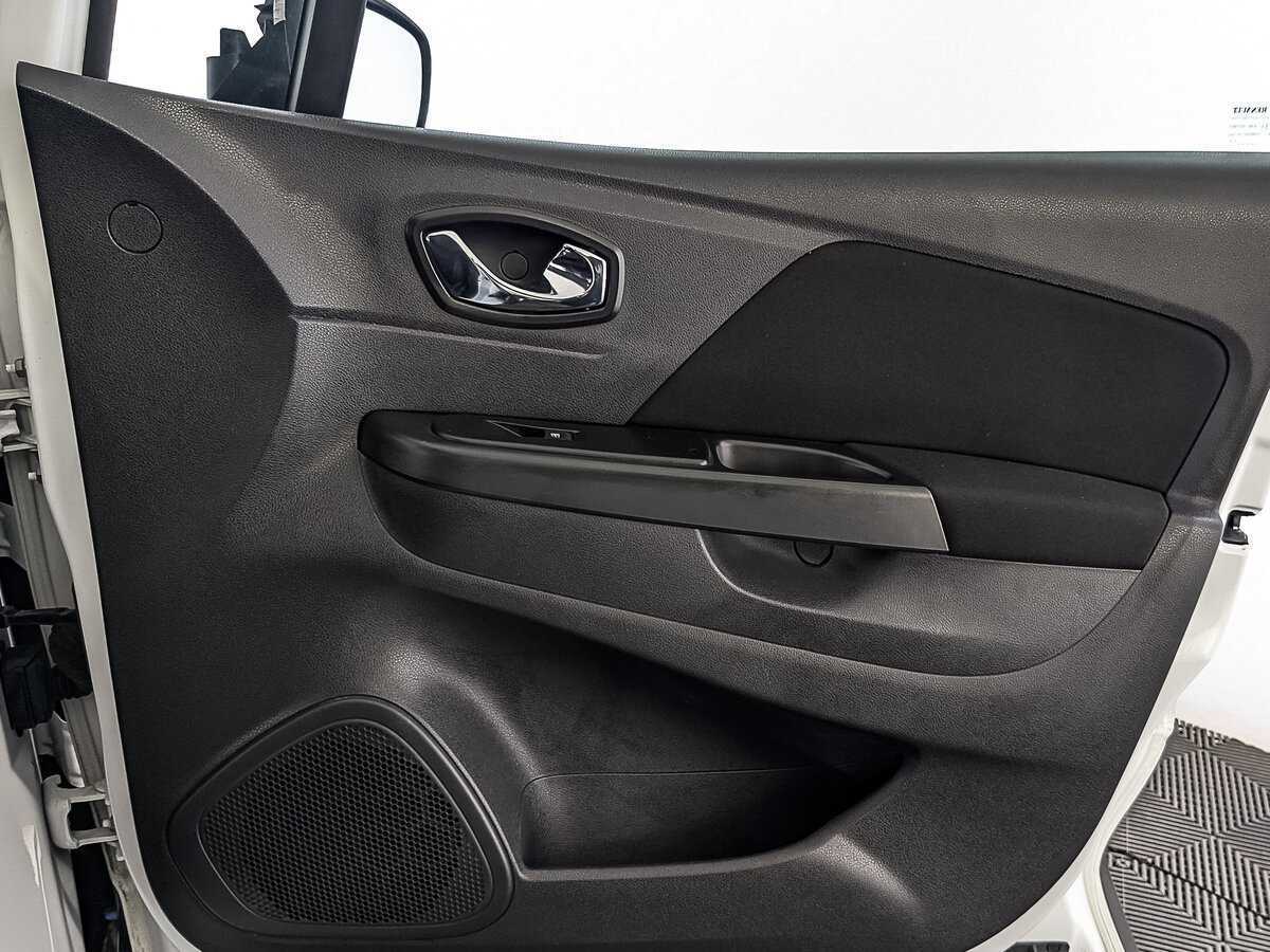 Renault Kaptur 2019 года с пробегом. Фото: #20