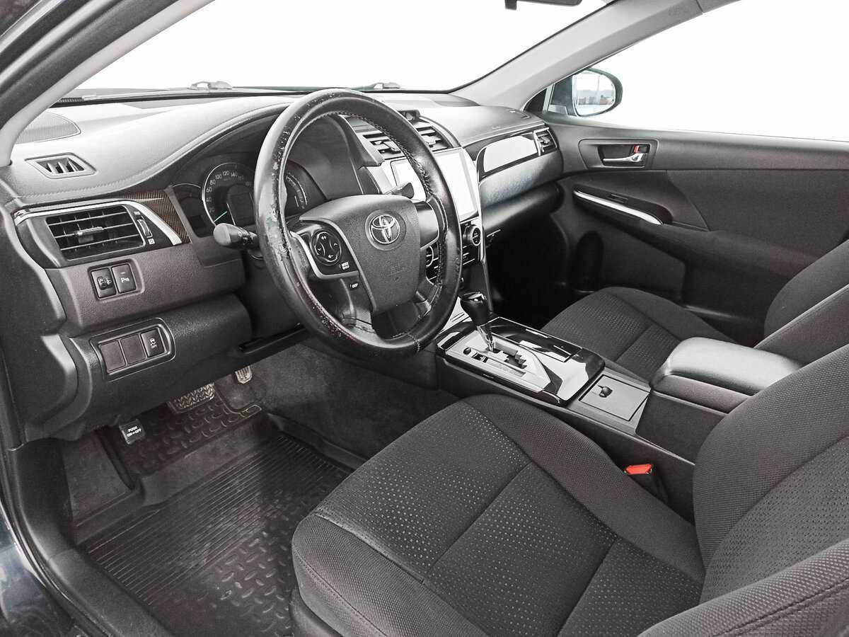 Toyota Camry 2014 года с пробегом. Фото: #13
