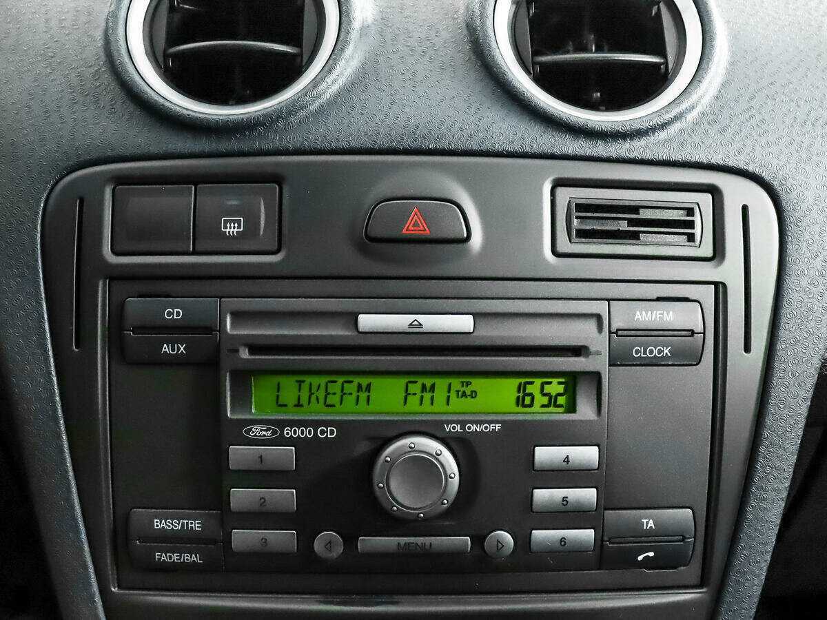 Ford Fusion 2009 года с пробегом. Фото: #12