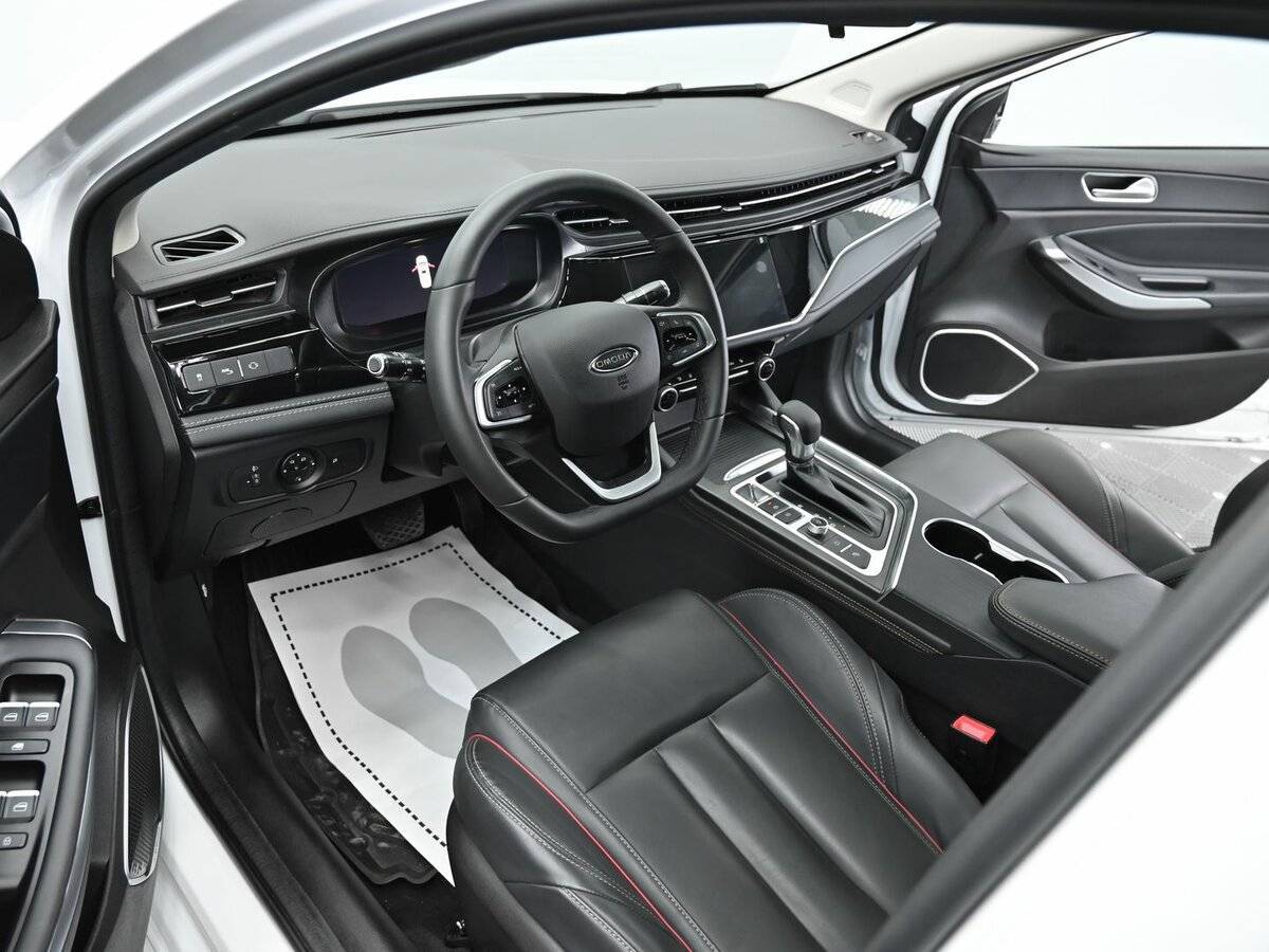 OMODA S5 2023 года с пробегом. Фото: #9