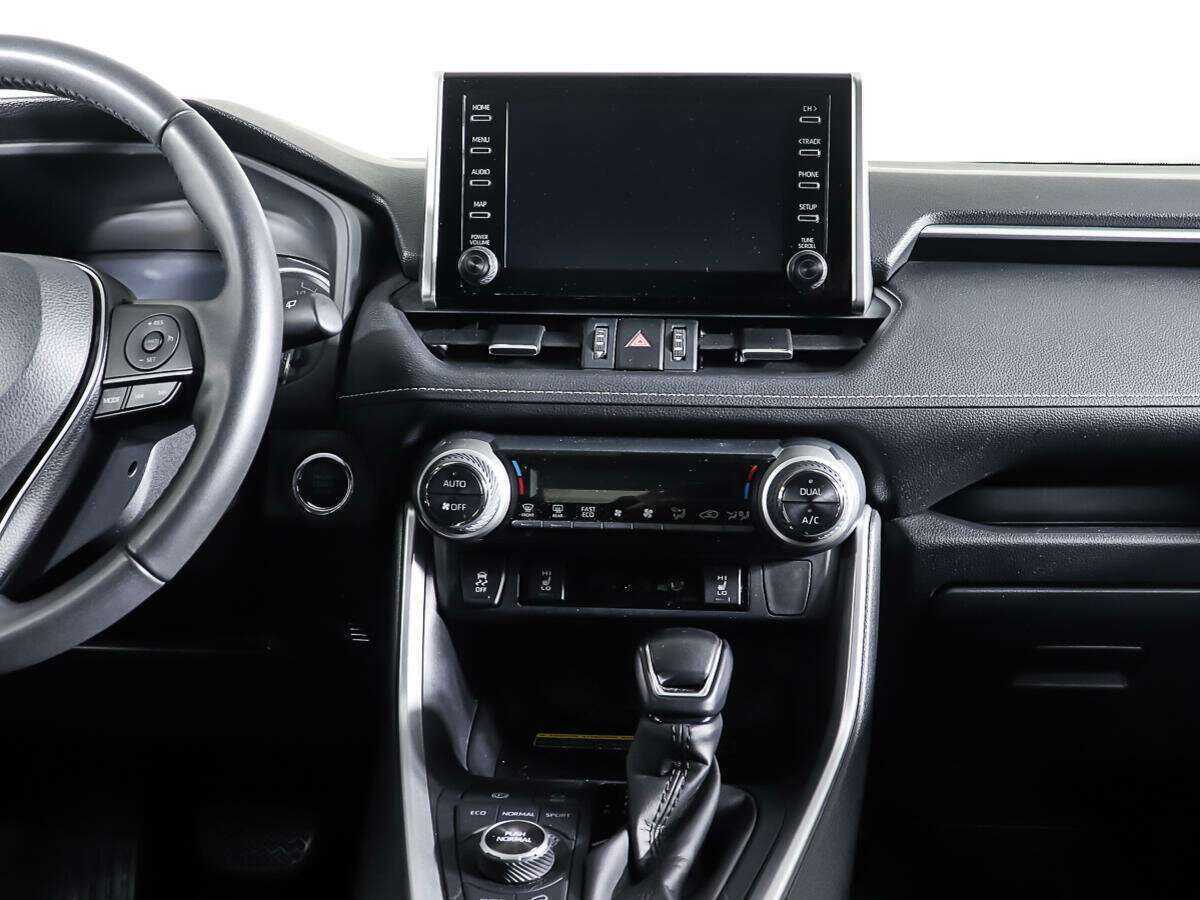 Toyota RAV4 2021 года с пробегом. Фото: #11