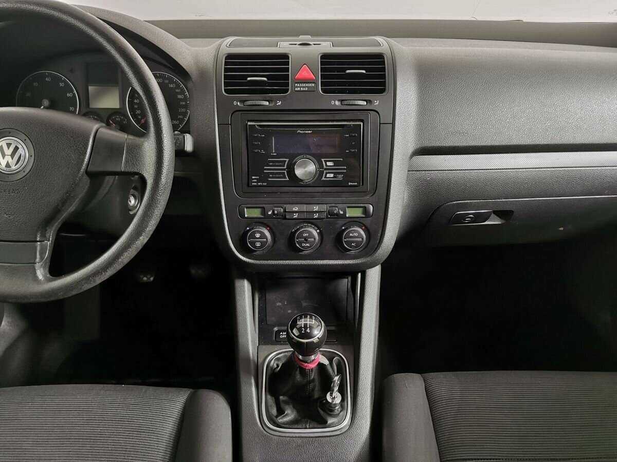 Volkswagen Golf 2007 года с пробегом. Фото: #10