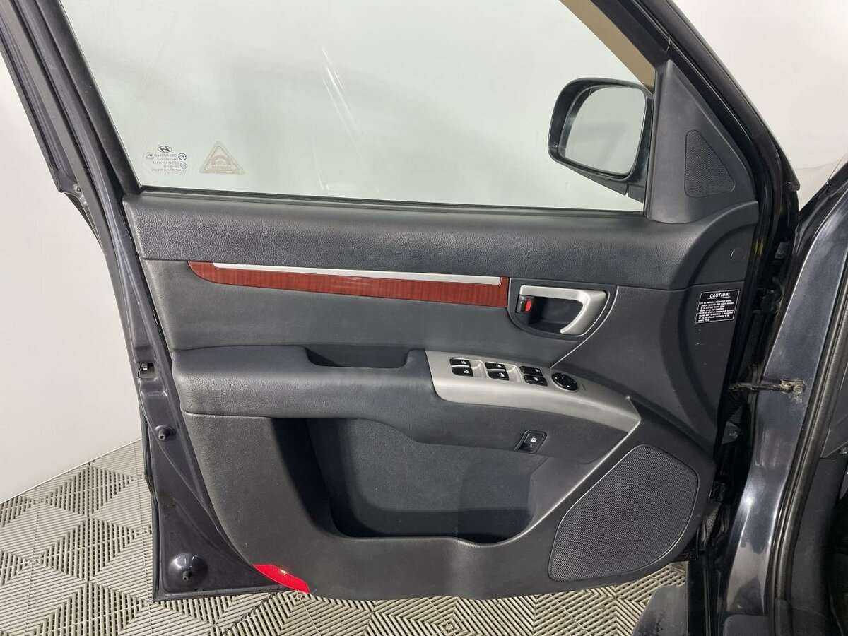 Hyundai Santa Fe 2007 года с пробегом. Фото: #7