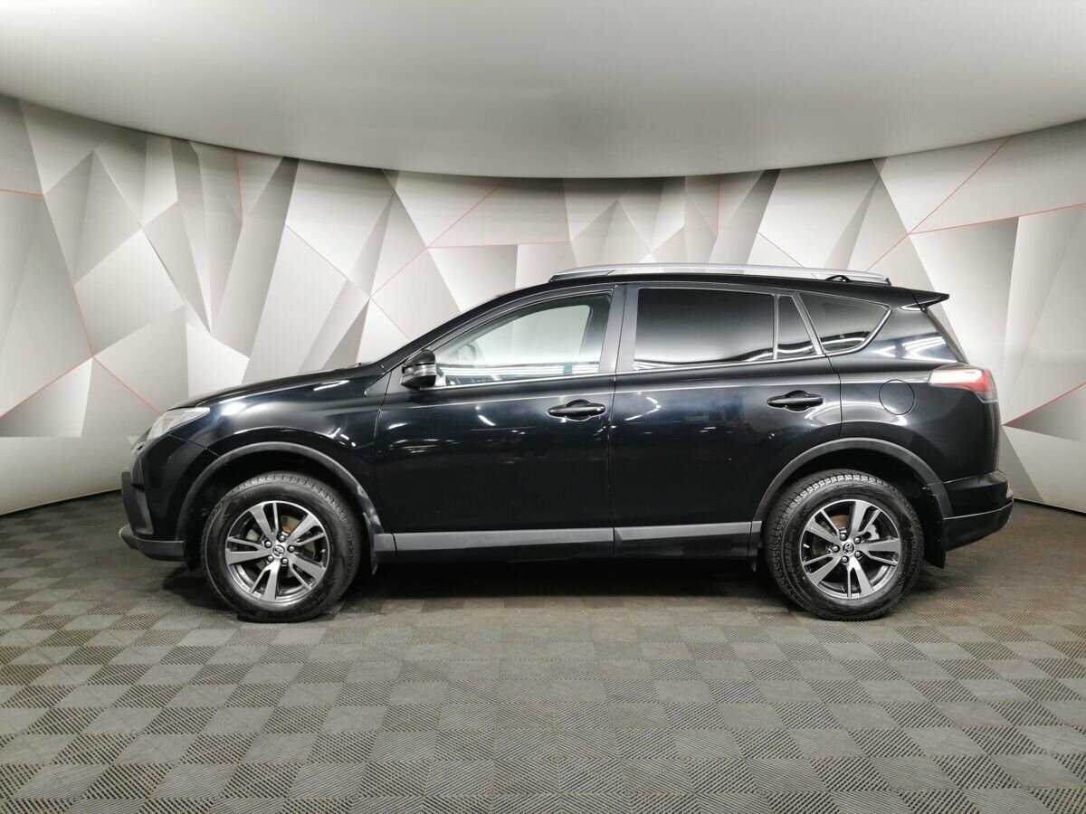 Toyota RAV4 2018 года с пробегом. Фото: #4