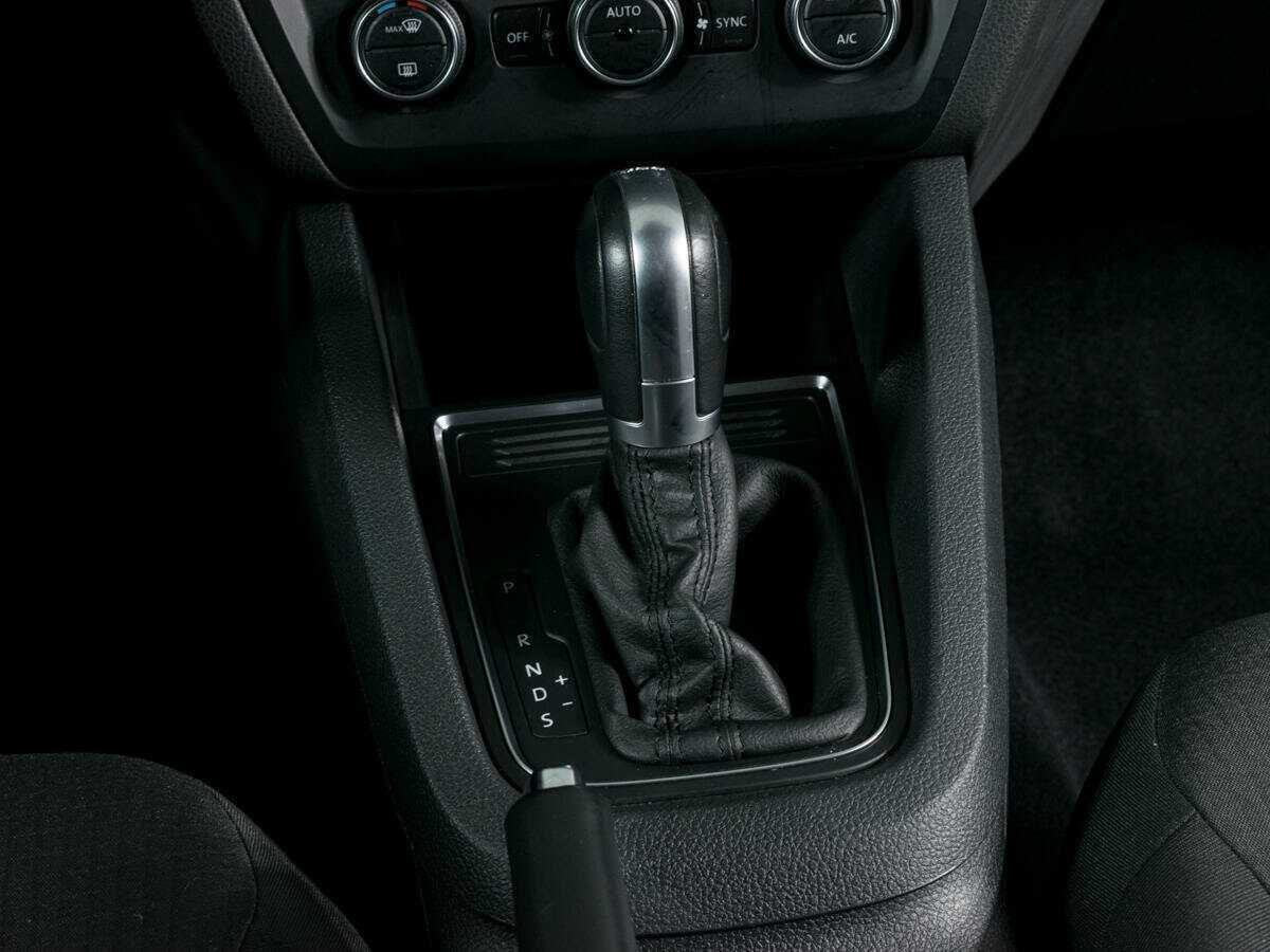 Volkswagen Jetta 2016 года с пробегом. Фото: #11