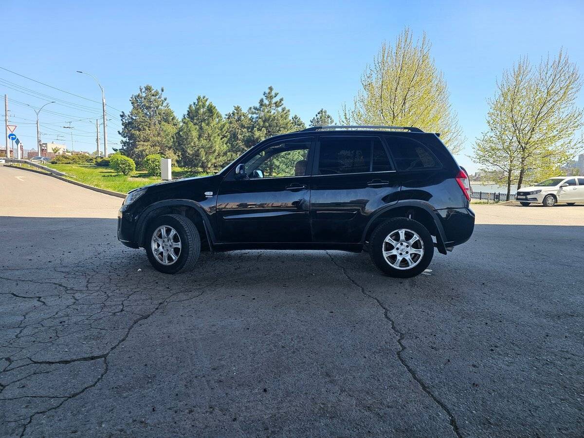 Chery Tiggo (T11) 2013 года с пробегом. Фото: #18