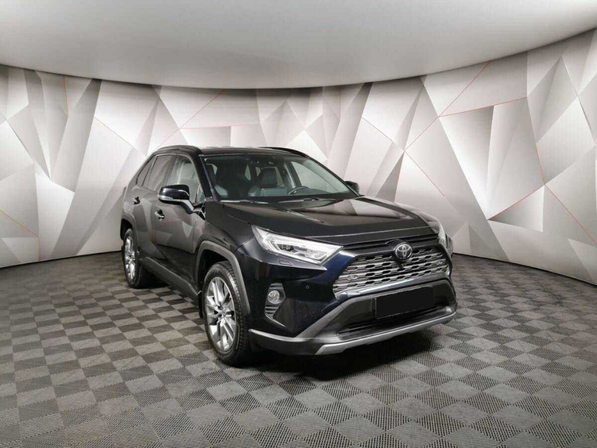 Toyota RAV4 2019 года с пробегом. Фото: #2
