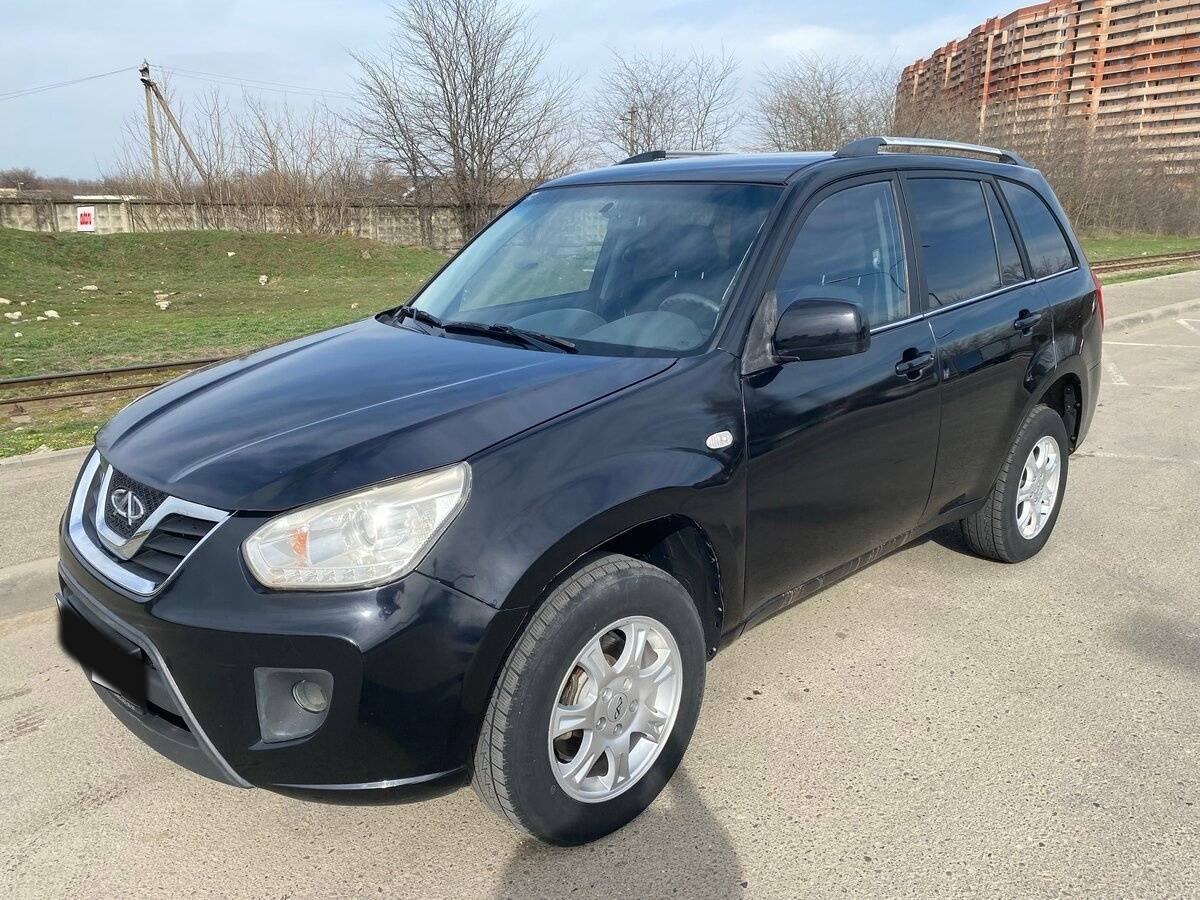 Chery Tiggo (T11) 2015 года с пробегом. Посмотреть фото