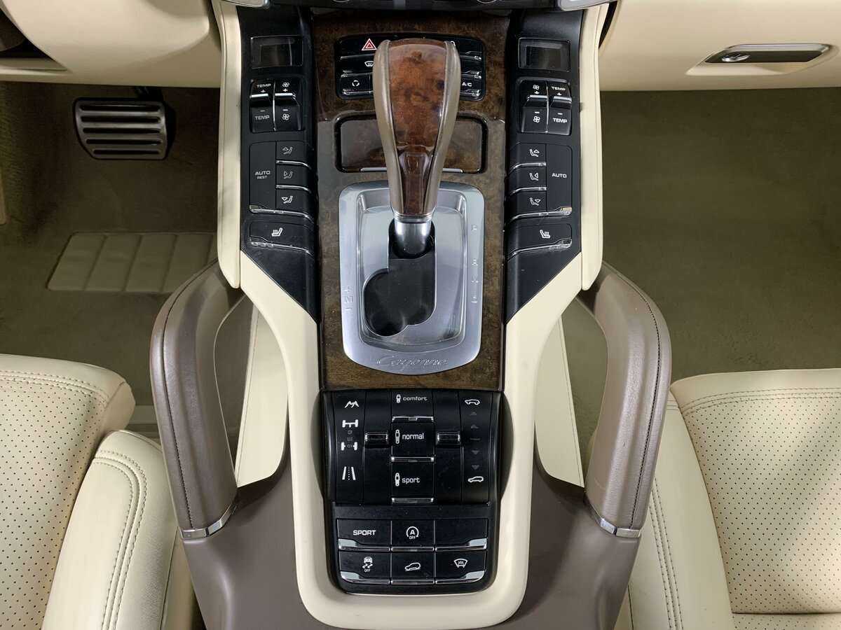 Porsche Cayenne 2012 года с пробегом. Фото: #20
